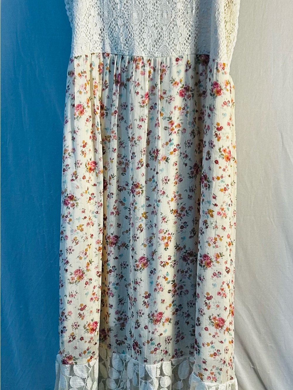 Women's Cream Floral Maxi Skirt with Lace Trim